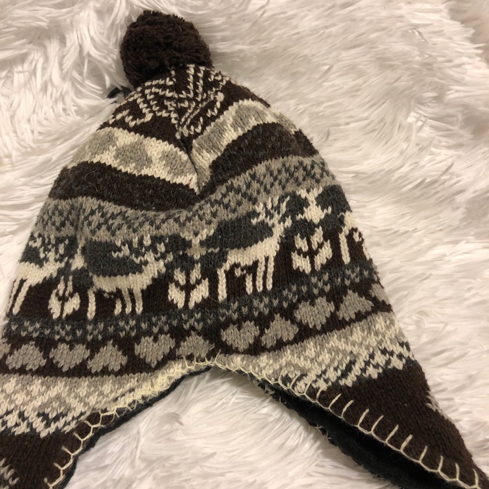 Ear flap Beanie - Picture 3 of 4